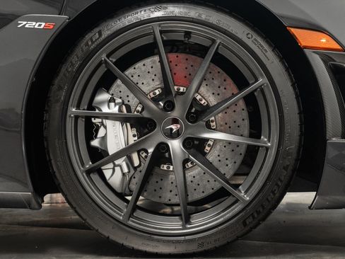 Used 2019 McLaren 720S Luxury image 46