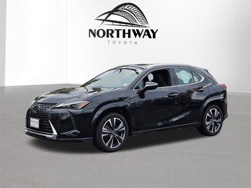 Used 2024 Lexus UX 250h 250h Premium image 6
