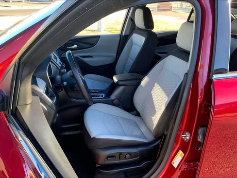 Used 2019 Chevrolet Equinox LT image 7