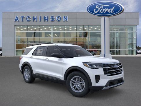 New 2026 Ford Explorer Active image 7