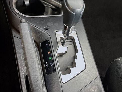 Used 2017 Toyota RAV4 XLE w/ Plus Special Value Package FWD image 21