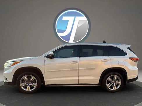 Used 2016 Toyota Highlander Limited Platinum image 11