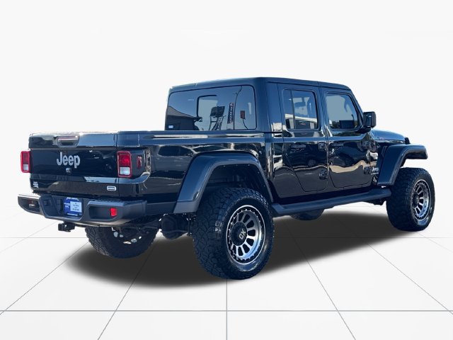 Used 2022 Jeep Gladiator Overland AWD/4WD image 6