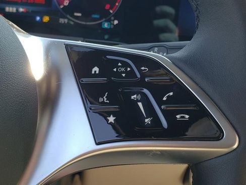 New 2025 Mercedes-Benz GLA 250 4MATIC image 25