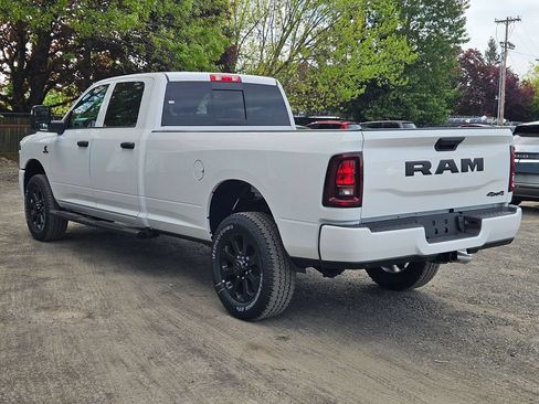 New 2026 RAM 2500 Tradesman AWD/4WD image 5