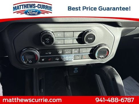 New 2025 Ford Bronco Badlands image 20