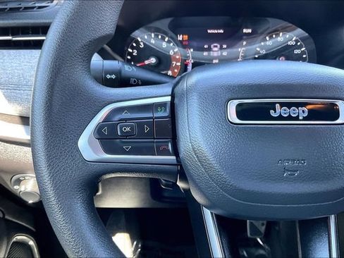 Used 2025 Jeep Compass Sport AWD/4WD image 18