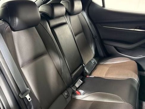 New 2026 MAZDA MAZDA3 Hatchback w/Premium Plus Pkg image 13