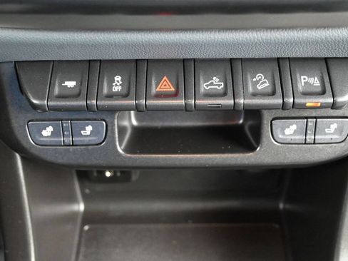 Certified 2022 Chevrolet Colorado Z71 AWD/4WD image 21