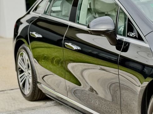 New 2026 Mercedes-Benz EQS 580 4MATIC Sedan image 10