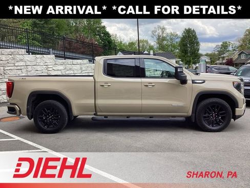 Used 2023 GMC Sierra 1500 Elevation AWD/4WD image 8