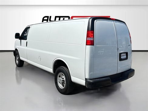 Used 2024 Chevrolet Express 2500 Extended w/ Driver Convenience Package image 5