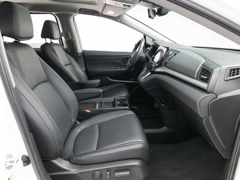 Used 2024 Honda Odyssey EX-L image 12