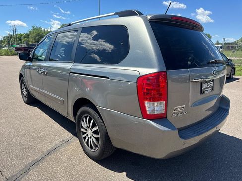 Used 2011 Kia Sedona EX w/ Luxury Pkg FWD image 7