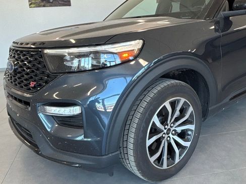 Used 2022 Ford Explorer ST image 1