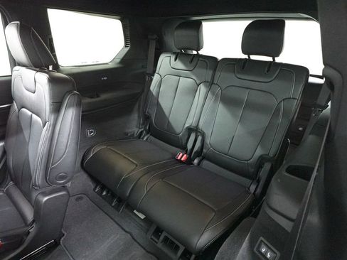 Used 2022 Jeep Grand Cherokee L Overland image 27