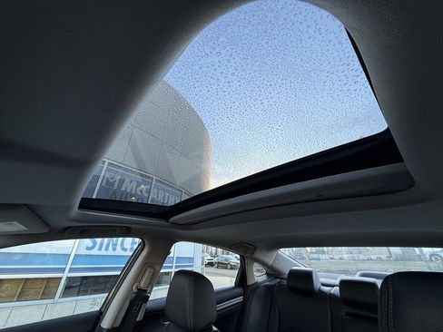 Used 2016 Honda Civic Touring image 14