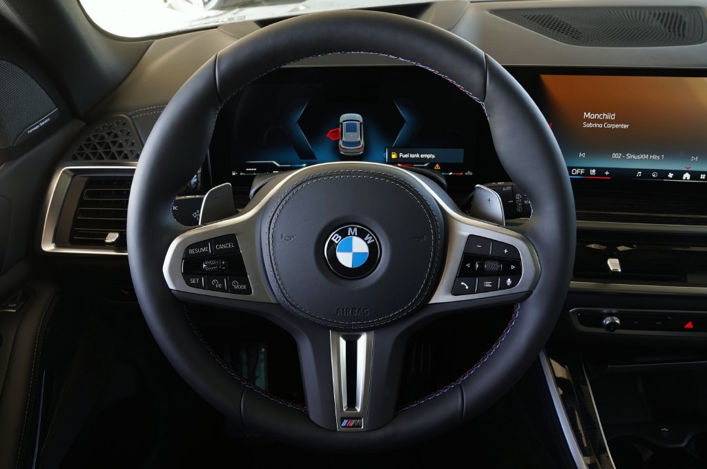 Used 2026 BMW X5 M60i AWD/4WD image 14