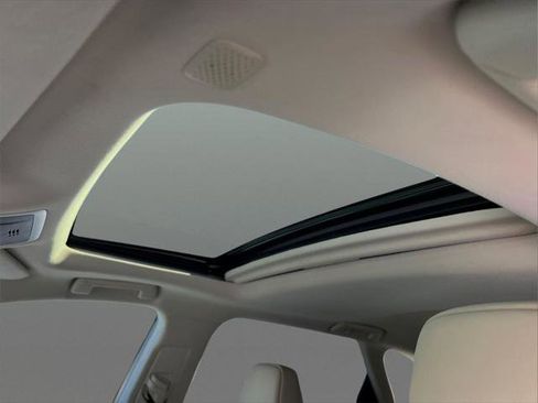 Certified 2022 Lexus RX 350L FWD w/ Premium Package image 35