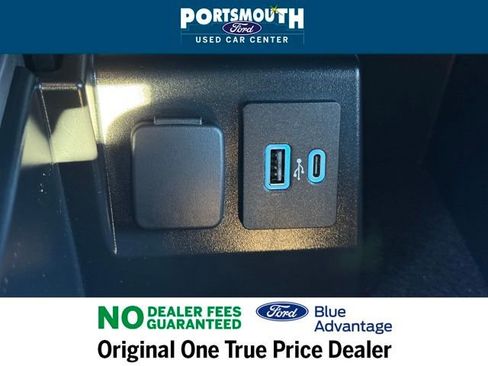 Certified 2022 Ford Explorer XLT w/ Equipment Group 202A image 17