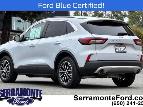 Certified 2025 Ford Escape SE w/ PHEV Premium Package FWD image 7