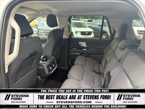 Used 2025 Ford Expedition Max Active AWD/4WD image 30