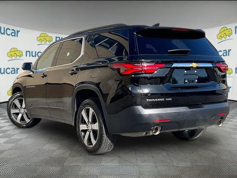 Used 2023 Chevrolet Traverse LT w/ LT Premium Package AWD/4WD image 4