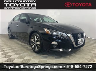 Used 2022 Nissan Altima 2.5 SL image 1