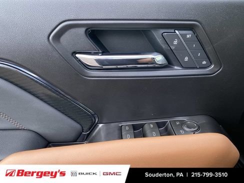 New 2026 GMC Canyon AT4 w/ Technology Plus Package AWD/4WD image 25