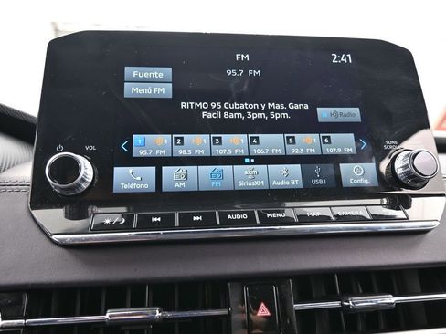 Used 2022 Mitsubishi Outlander SE image 25