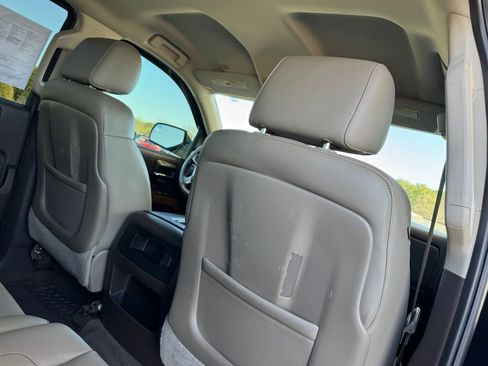 Used 2014 GMC Sierra 1500 SLT w/ SLT Crew Cab Value Package image 22