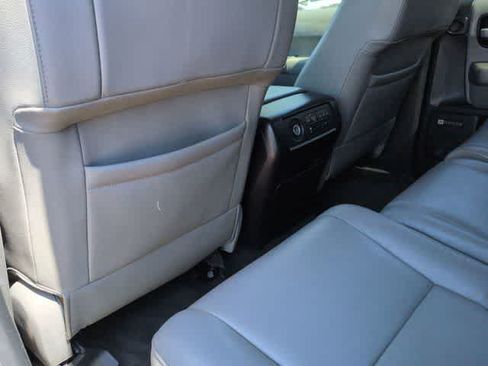 Used 2014 Toyota Sequoia Limited AWD/4WD image 17