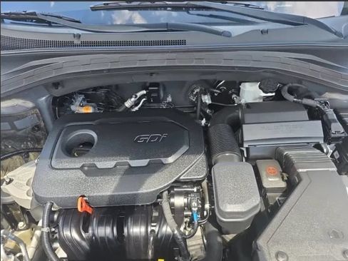 Used 2020 Hyundai Santa Fe SEL FWD image 7