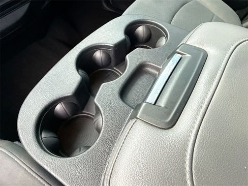 Used 2018 RAM 1500 Express w/ Express Value Package image 21