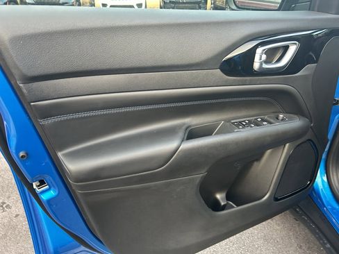 New 2026 Jeep Compass Latitude image 16