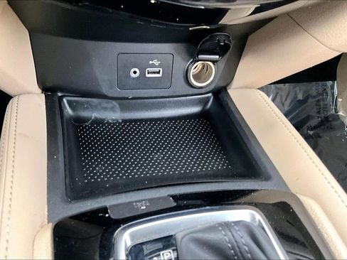 Used 2018 Nissan Rogue SL w/ Premium Package AWD/4WD image 15