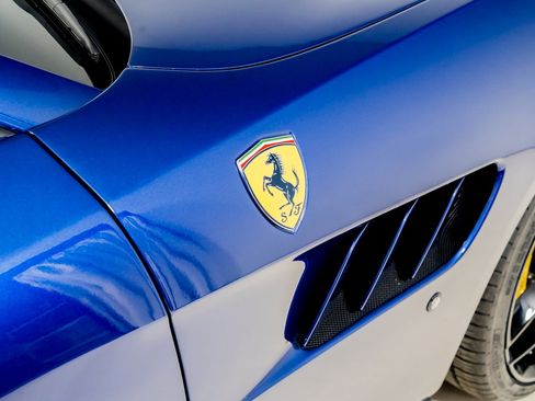 Certified 2019 Ferrari GTC4Lusso T image 33