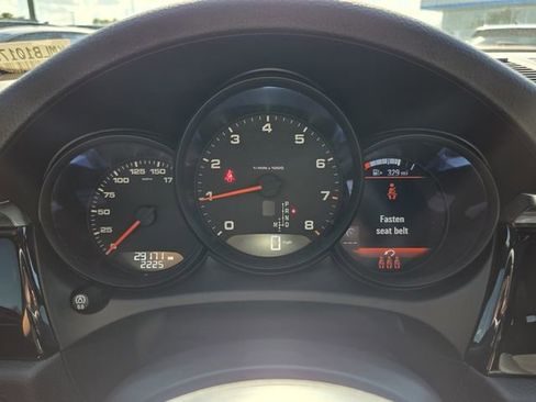 Used 2021 Porsche Macan image 27