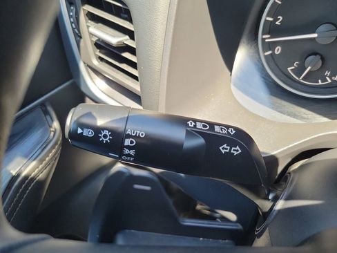 Used 2024 Nissan Rogue SV AWD/4WD image 27