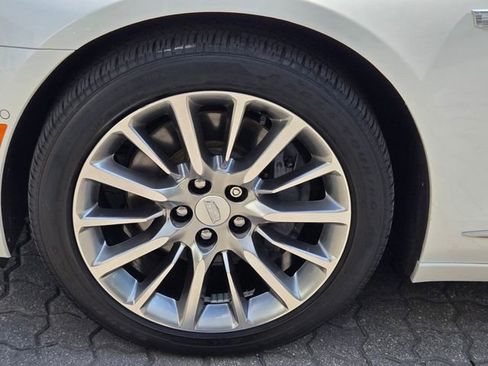 Used 2018 Cadillac CT6 Luxury AWD/4WD image 12