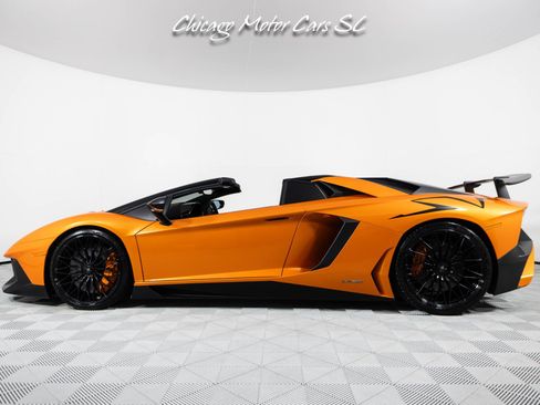 Used 2017 Lamborghini Aventador LP 750-4 Superveloce AWD/4WD image 3