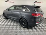 Used 2017 Kia Sorento LX w/ LX Convenience Package image 4