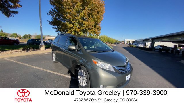 Used 2011 Toyota Sienna Limited w/ Premium Pkg AWD/4WD image 2