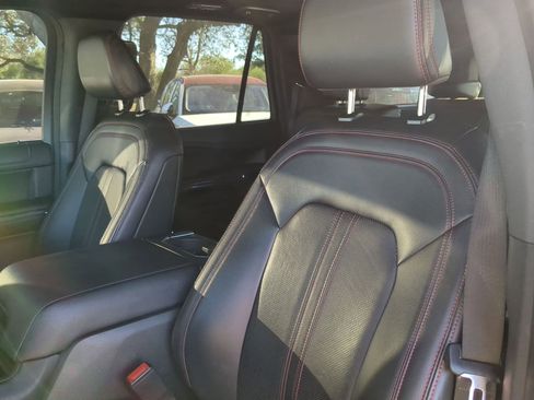 Used 2024 Ford Expedition Max Limited image 10
