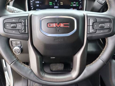 Used 2024 GMC Sierra 2500 AT4 w/ AT4 Premium Plus Package AWD/4WD image 12