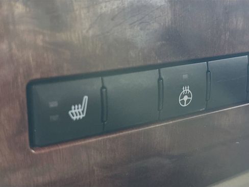 Used 2011 RAM 2500 Laramie image 19