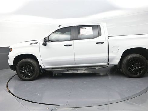 Used 2025 Chevrolet Silverado 1500 LT Trail Boss w/ LT Trail Boss Premium Package image 4