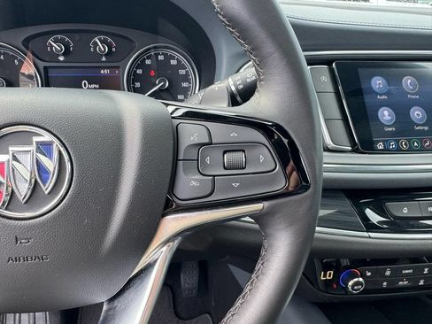 Used 2022 Buick Enclave Essence w/ Experience Buick Package FWD image 30
