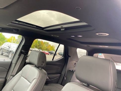 Certified 2023 Chevrolet Traverse RS w/ LPO, Floor Liner Package image 16