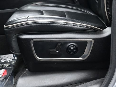 Used 2021 RAM 1500 Limited w/ Night Edition image 12